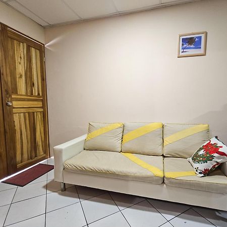 Apartamento Daly 3 Guápiles Eksteriør billede
